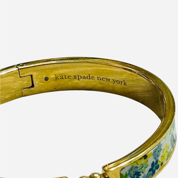 Kate Spade Heritage Spade Flower Hinged Bangle - Picture 4 of 7